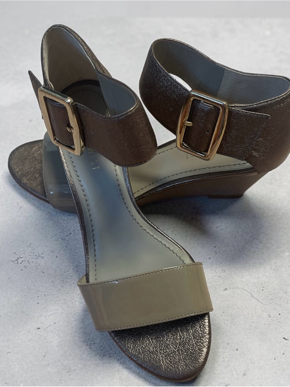 Nine West ex 7, Two-Tone Bronze & Taupe Wedge Sandals with Buckle